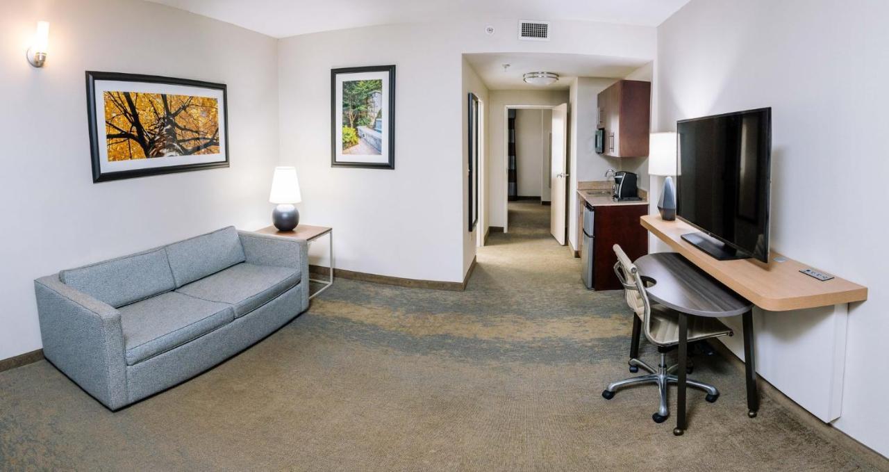 Holiday Inn Hotel & Suites Stockbridge-Atlanta I-75 By Ihg Zewnętrze zdjęcie